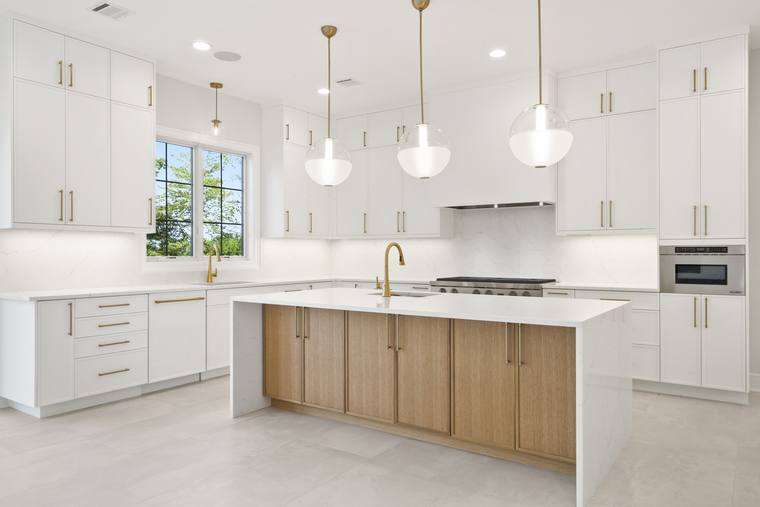 White kitchen house, New Jersey